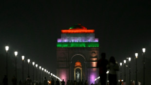 Índia vai suspender envios postais para os EUA devido a confusão tarifária