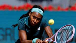 Gauff supera problemas estomacais, vence Cirstea e vai &agrave;s oitavas do WTA 1000 de Madri