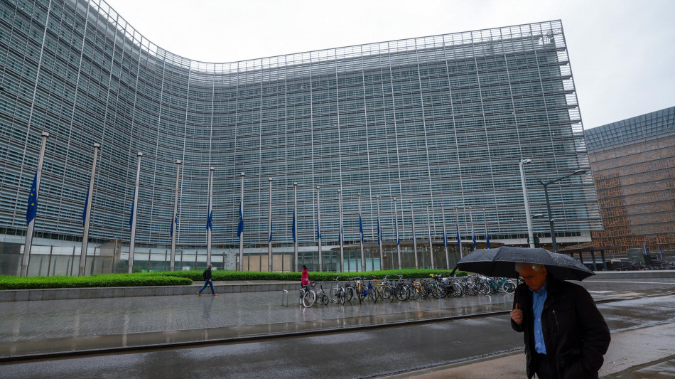 Ft, 'Ue accelera sull'euro digitale dopo Usa su stablecoin'