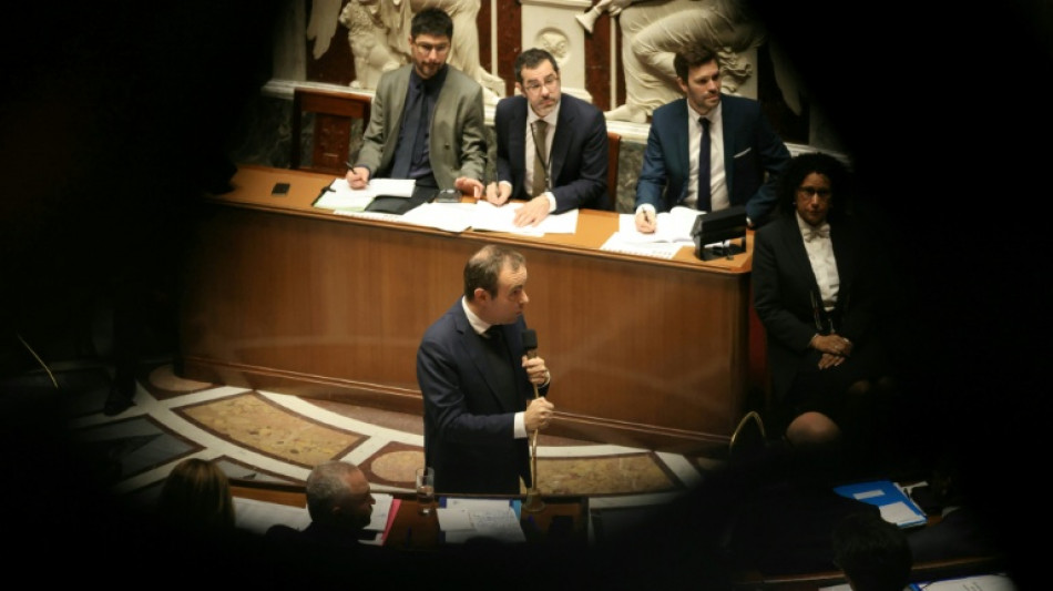 Budget de la S&eacute;cu: Lecornu salue une "majorit&eacute; de responsabilit&eacute;" qui a permis son adoption