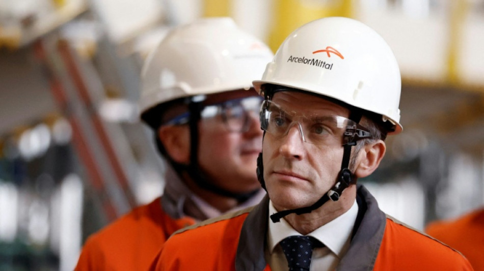 Macron &agrave; Dunkerque o&ugrave; ArcelorMittal confirme un projet de d&eacute;carbonation