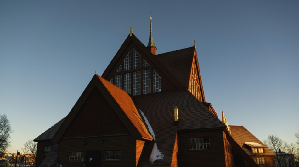 En Suède, l'église historique de Kiruna déménage sur des roulettes