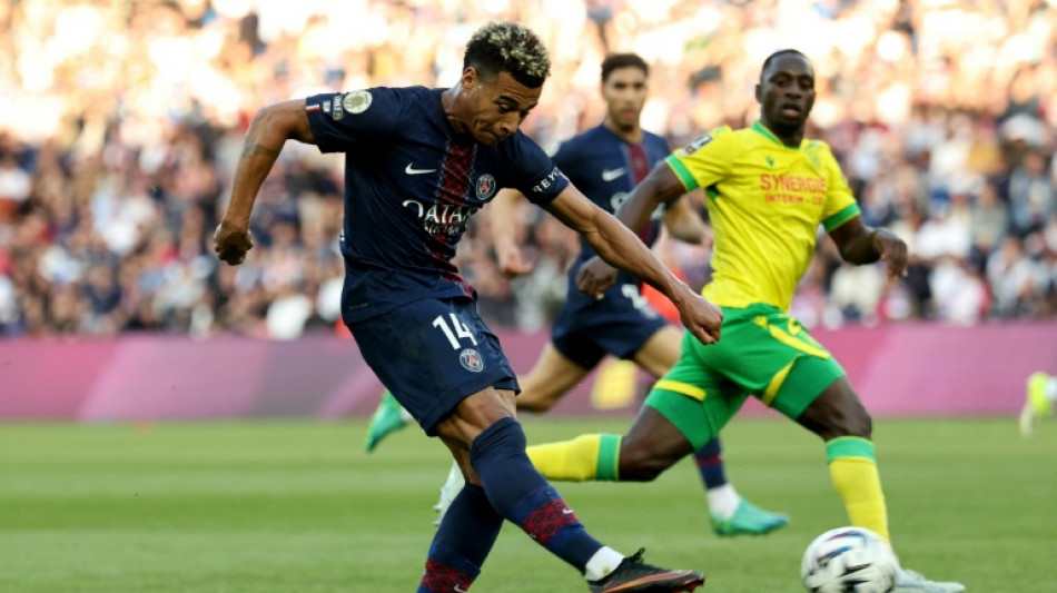 Ligue 1: le PSG se balade contre Nantes et prend ses distances avec Lens