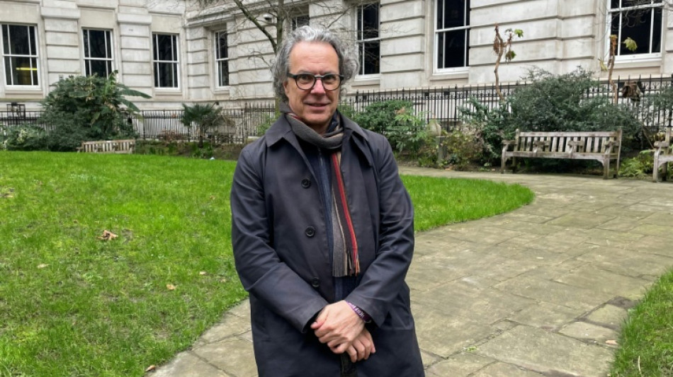 La lucha del padre de una adolescente conducida al suicidio por las redes sociales