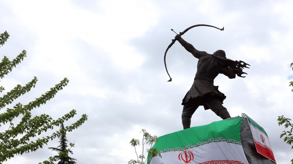 Teheran, sono gli Usa a violare la tregua con un blocco navale illegale