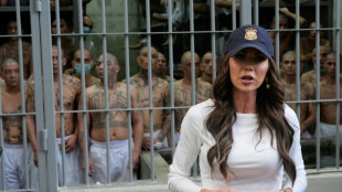 Trump beruft Heimatschutzministerin Kristi Noem ab und nominiert Senator Mullin