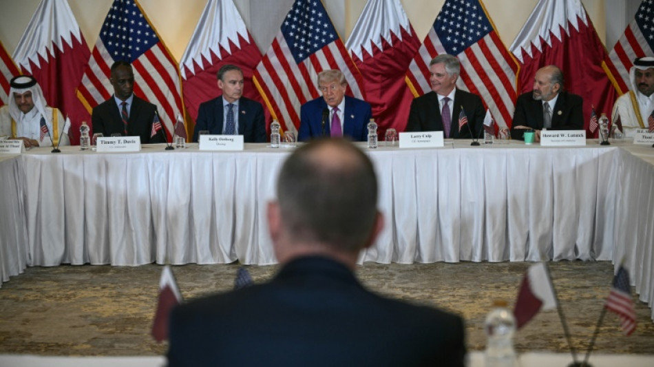 Trump dice que instó a Apple a fabricar en EEUU en lugar de India