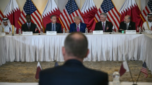 Trump dice que instó a Apple a fabricar en EEUU en lugar de India