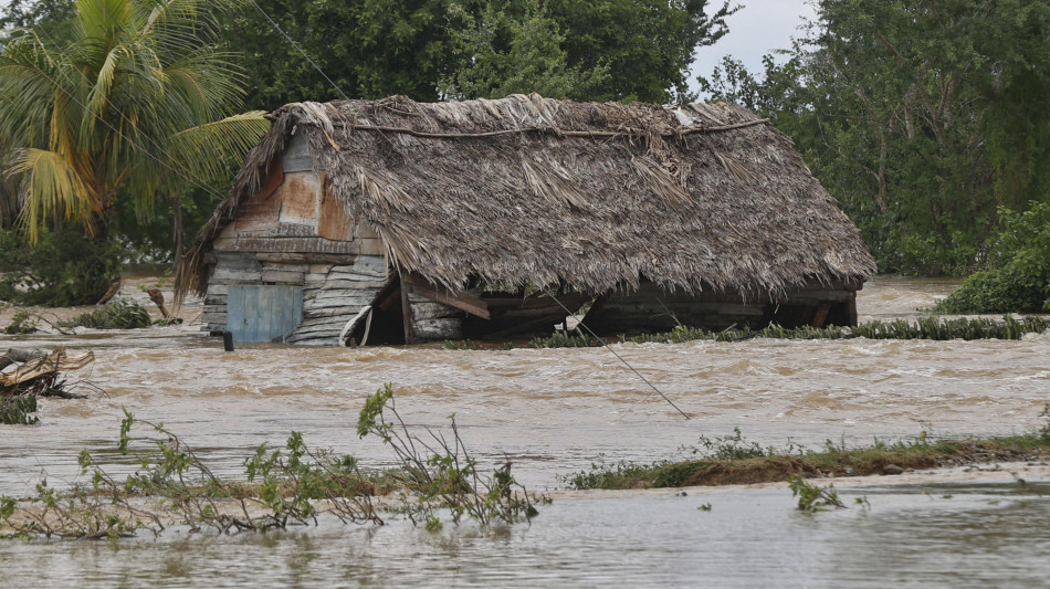 Uragano Melissa, 120mila persone evacuate a Cuba