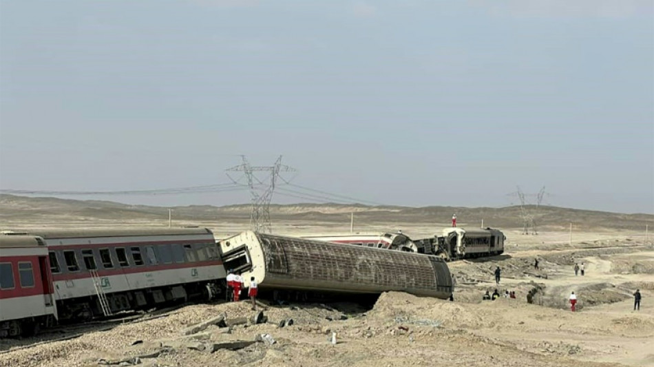 Al menos 17 muertos en un accidente de tren en Irán