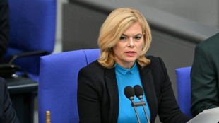 "Ich halte das aus": Merz bremst Klöckners strenge Sitzungsleitung aus