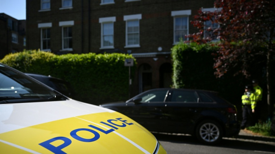 Un ciudadano rumano, acusado de "conspiración" por los incendios en propiedades del primer ministro británico