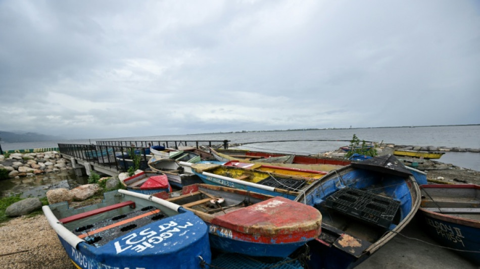 AI-generated fakes proliferate as Hurricane Melissa nears Jamaica