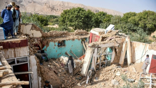 Afghan govt says quake kills 20, injures over 500