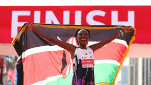 Recordista mundial da maratona, Ruth Chepngetich é suspensa por 3 anos por doping