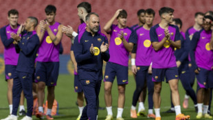 Flick demands more Barca 'fight' amid injury crisis