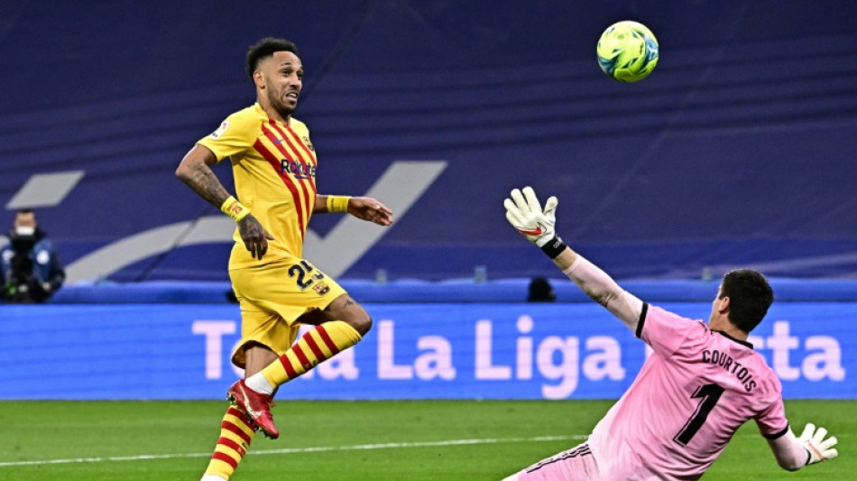 El Barcelona borra al Real Madrid en el Bernabéu