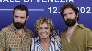Serpenti, la realtà assurda e il femminicidio che nessuno vuole ascoltare