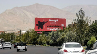 Israel volta a atacar o Irã, que ameaça responder aos bombardeios dos Estados Unidos