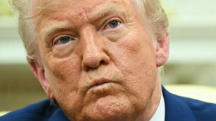 Trump asegura mantener negociaciones "directas" con Irán sobre su programa nuclear