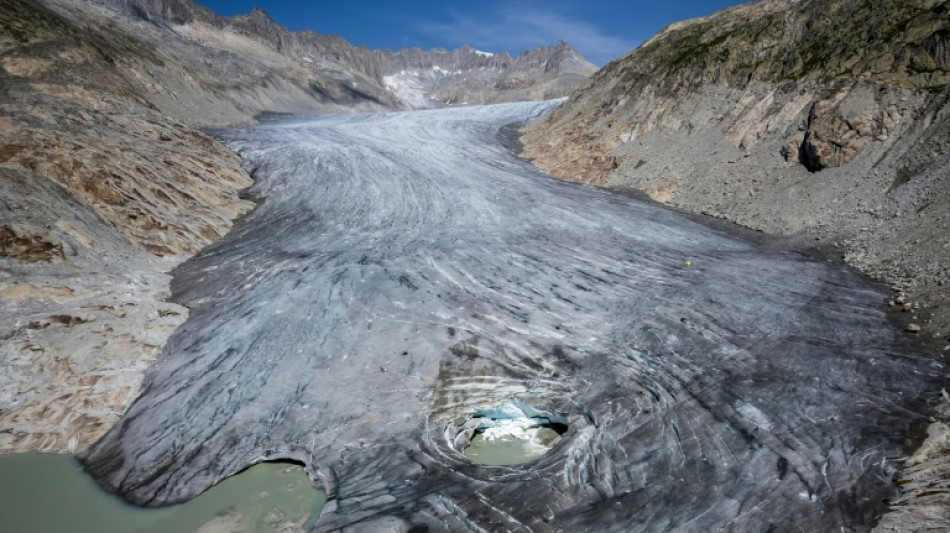 Earth's ice is melting: where and how fast?