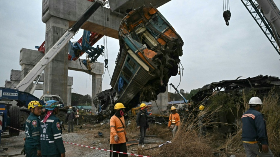 Thailand crane collapses onto train, killing 32