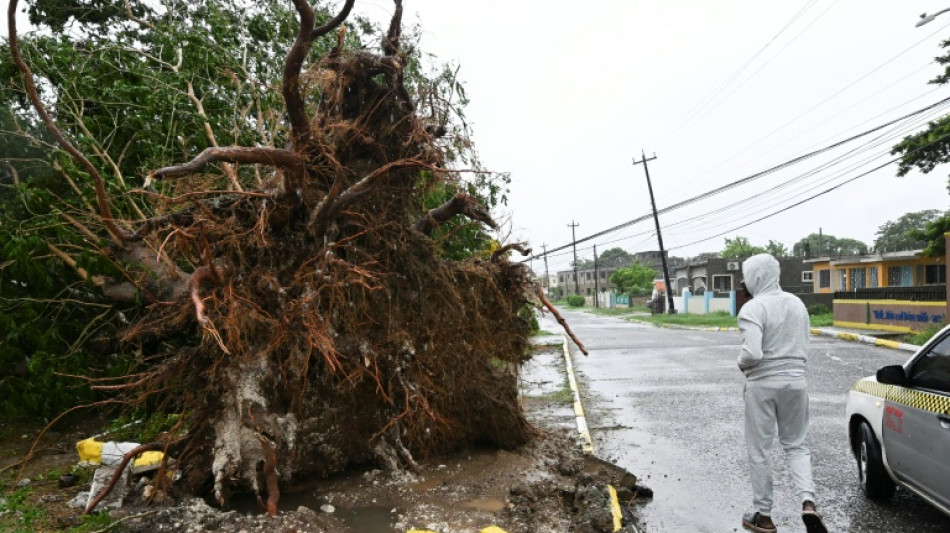 L'ouragan Melissa a touché Cuba, mais perd de la puissance