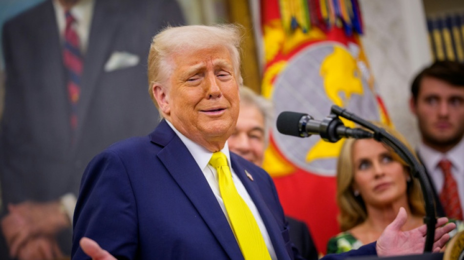 Stocks rise as Trump signals US-UK 'trade deal'