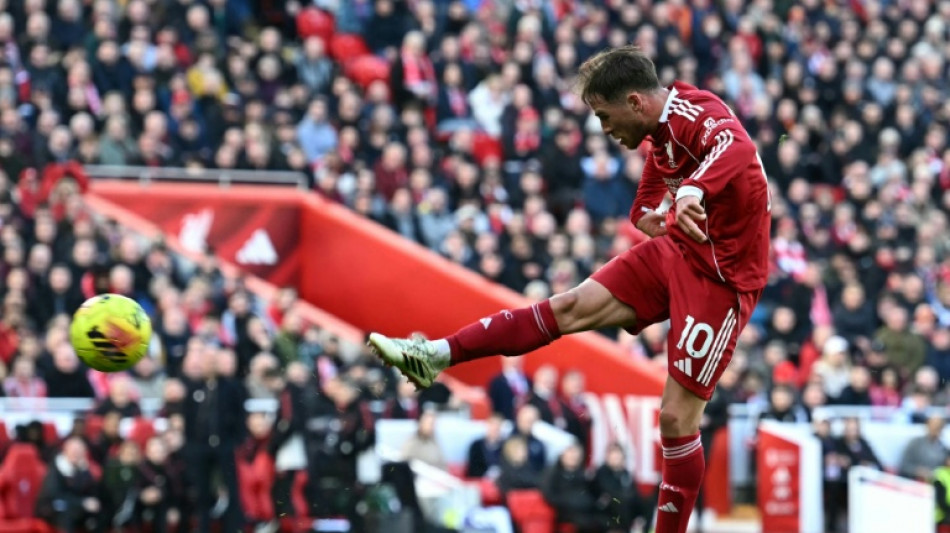 Liverpool hit five past West Ham, Haaland-less City face Leeds test