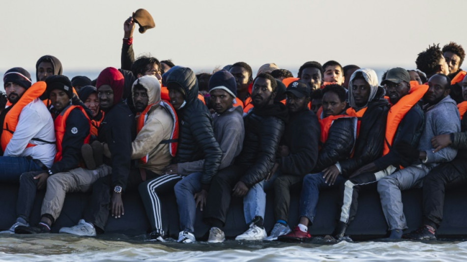 Frankreich will Migrantenboote auf dem Ärmelkanal stoppen